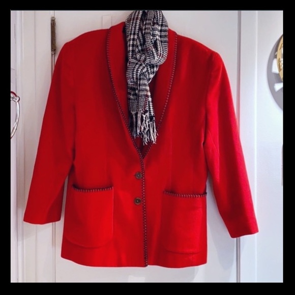Red Cashmere & Wool Luxury Designer Coat!!! - Picture 7 of 9
